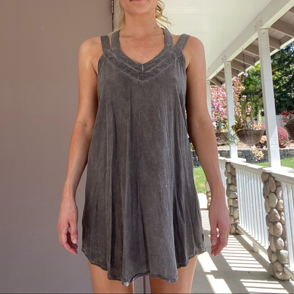 Brown dress
